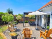 CHALET RÉCENT - BILLARD - BABYFOOT - PING PONG - MINI GOLF - WIFI - JARDIN - TERRASSE - 4 CHAMBRES - 2 à 8 PERSONNES