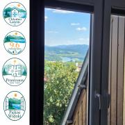 Słoneczny Apartament Panorama 5 7 z Widokiem na Jezioro i Góry