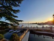 Sunset Cove Apartment
