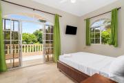 3BR Villa & Studio with Pool, Jacuzzi & Luscious Garden