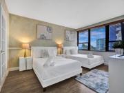 Ocean View Condo in Beachfront Resort Beach, Pool, Gym 607