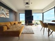 Skyview Luxury, Wide Monitor and Scenic Bath Window