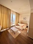 Oasis Modern Studio Near Yashobhoomi & Airport Oasis Modern Studio Near Yashobhoomi & Airport