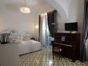 Top Amalfi