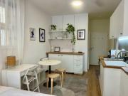 ADM Danube Cozy Apartment - TV, Coffee