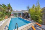 Villa Casa Rafael by Villa Plus