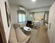 Konstantinos City Apartment