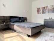 New 3BR for 5 - Big Bathtub & Elevator