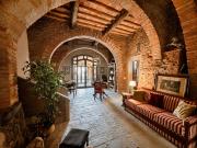 Borgo di Beppe & Gloria