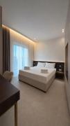 B&B Royal Luxury Suites
