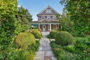 Top East Hampton