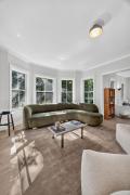 Top East Hampton