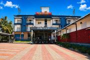 Veena Deluxe Lodge