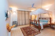 Diani Luxe Villa spacious studio suite with private kitchen, 600m from the beach