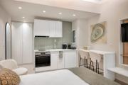 Minimal Luxury Apartment near Acropolis Metro