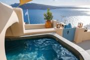 Top Oia
