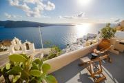 Top Oia