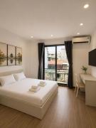 Dreamora Corner Hotel