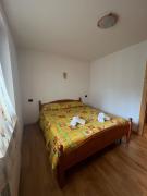 Top Aprica