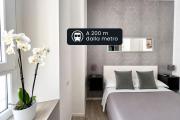 Inside Roma Rooms by DOT Suites