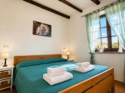 15 G- Appartamento con veranda e vista mare