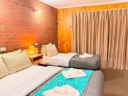 Top Narrandera