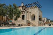 MINOS VILLA Private Pool - 3 Bedroom Stone Villa - BBQ