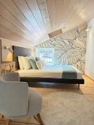 Cozy three-room apartment in the heart of Como, 100 meters from the lake