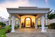 The White House Villa - Aniwatta
