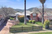 Top West Tamworth