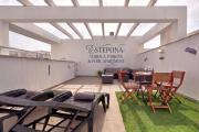 Estepona terrace, parking & pool Apartment