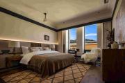 Top Shangri-La