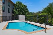 Top Lakeway