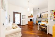 Bicocca Comfort Apartment - Free Parking - Near M5 Metro