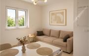 Luxurious Apartment In Kozino With Wifi