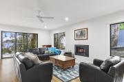 Top Lorne