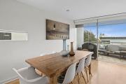 Top Lorne
