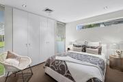 Top Lorne