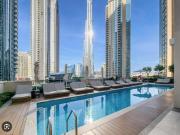 Downtown Luxury Stay with Balcony & Views Near Dubai Mall