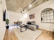 Elegant 1BR Montréal - Steps from Old Port