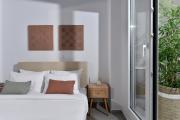 Top Piraeus