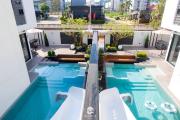 Top Sathani Khlong Rian