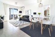 Rdm - Stylish Holiday Apartment With Ocean Views