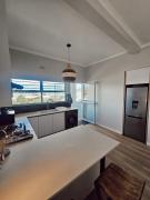 Top Langebaan