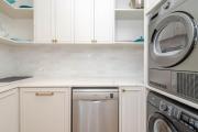 Classic Elegance 2Br Prime Location Sea Point