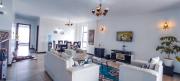 1202 Ivory Skyline Apartment - Rooftop pool, Gym, Playground, Parking and 24hr Security
