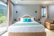 Top Himare