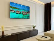 Beachfront Modern 1BR Sunset Sea View Ilyonis Residence