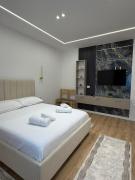 Shiroka Lakeview Rooms