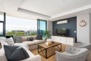 Luxury Apartment with Private Pool City Views